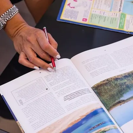 Scoglio Degli Achei Hotel 4*