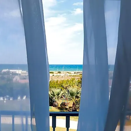 מלון Scoglio Degli Achei 4*