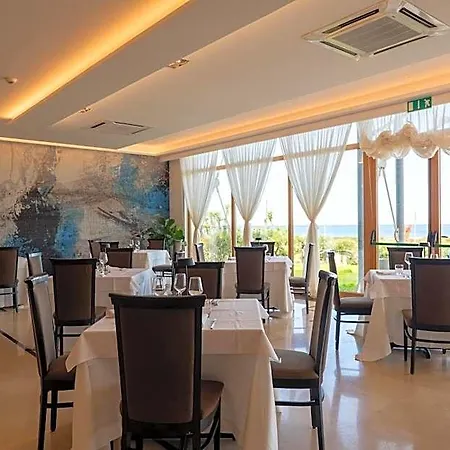 Scoglio Degli Achei Szálloda 4*