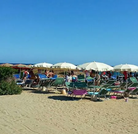 Scoglio Degli Achei מלון טורה סנטה סאבינה